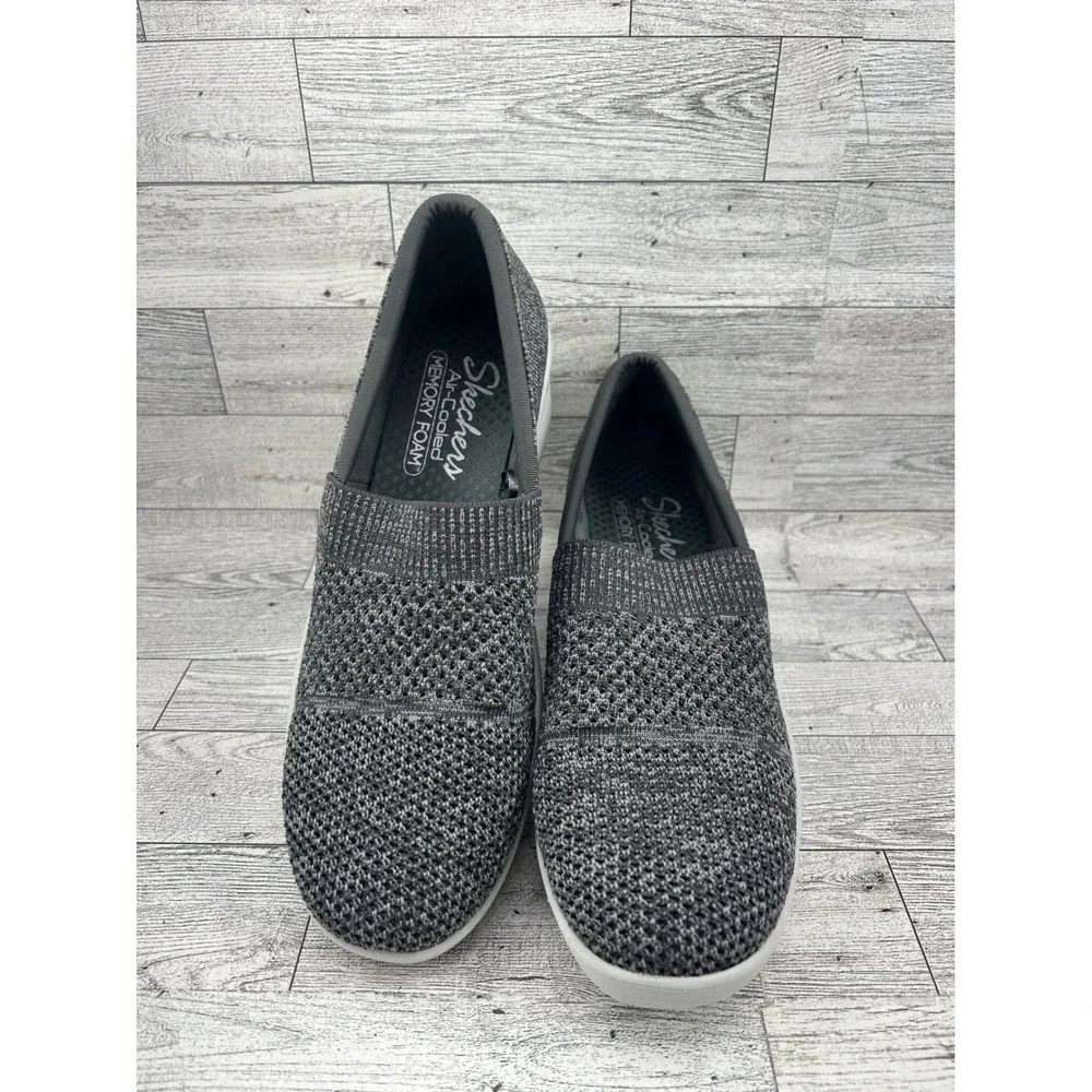 Skechers Womens 8.5 Slip On Knit Air‎ Cooled Memory Foam Sneakers Gray